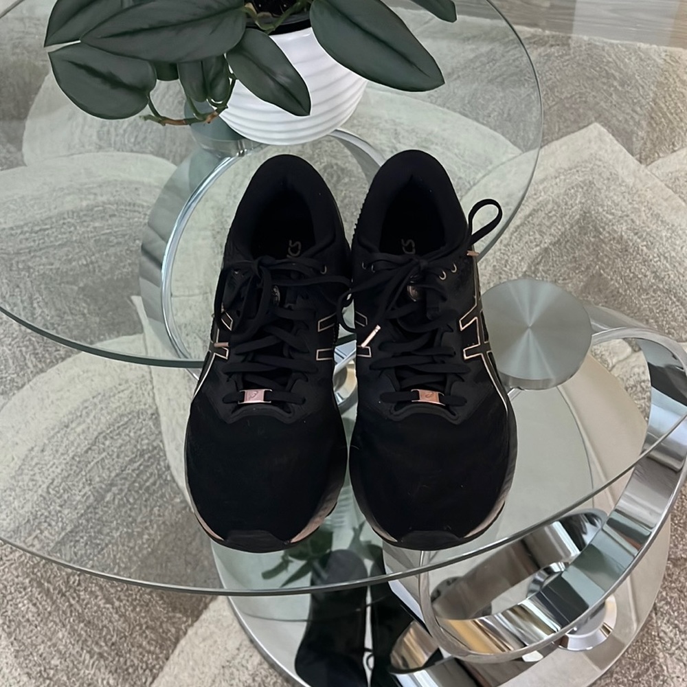 ASICS black and gold trim running or walking sneakers 8 1/2